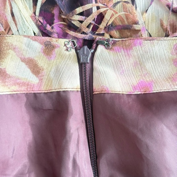 Ann Taylor Fringe Mini Skirt Biege, Maroon Floral - Picture 6 of 9